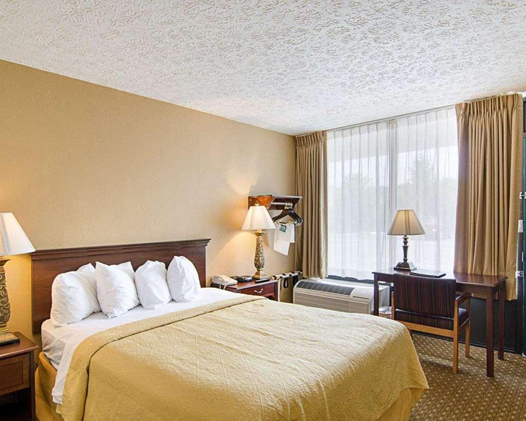 Quality Inn Lewisburg Bilik gambar